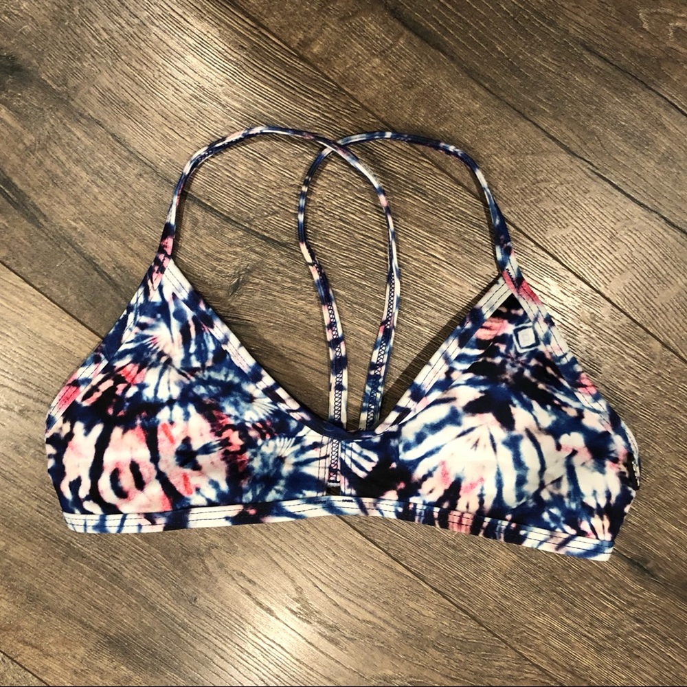 Jolyn Bennet Tie Dye Print M